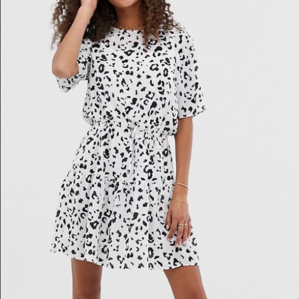 NWOT ASOS Tiered Mini Dress in Mono Leopard Print